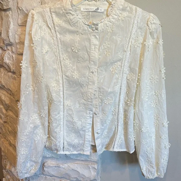 Altar'd State Embroidered Top - Picture 2 of 7